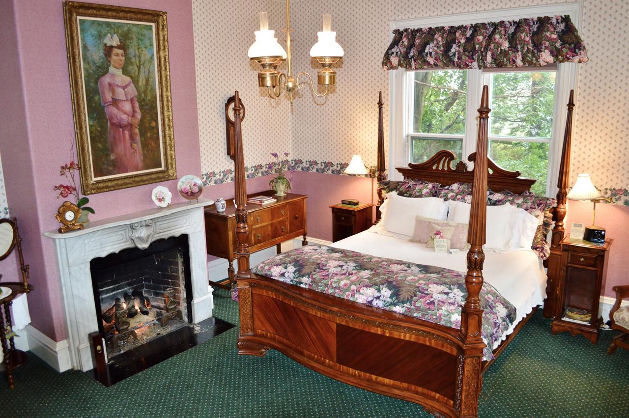 The Gables Wine Country Inn ซานตา โรซา ห้อง รูปภาพ