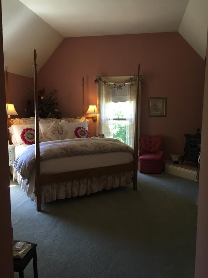 The Gables Wine Country Inn ซานตา โรซา ภายนอก รูปภาพ