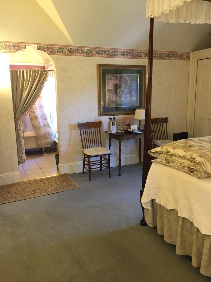 The Gables Wine Country Inn ซานตา โรซา ภายนอก รูปภาพ