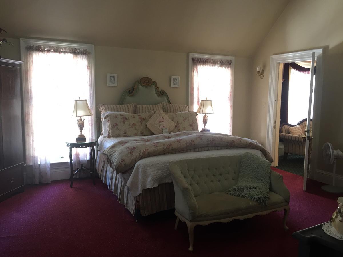 The Gables Wine Country Inn ซานตา โรซา ห้อง รูปภาพ